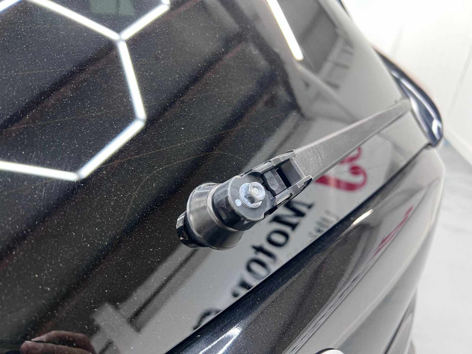 Rear wiper